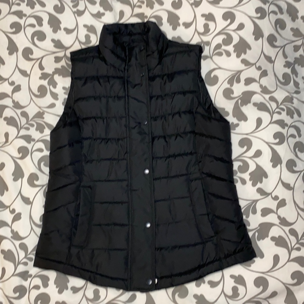 GAP Black Puffer Vest- Size XS